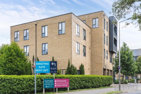 North Square, Newhall, Harlow - EAID:KingsGroupApi2020, BID:30208-4