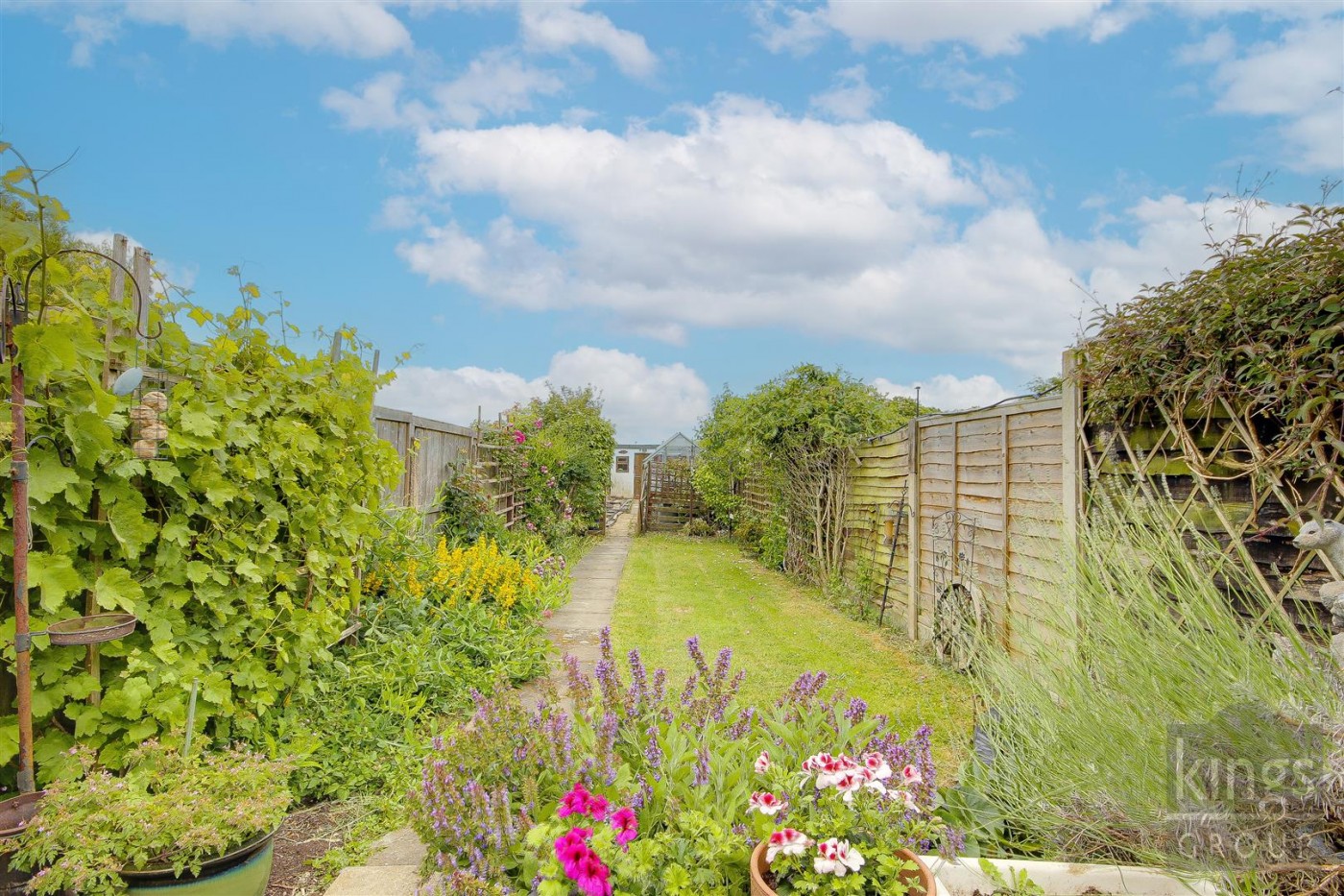 Images for Stoneleigh Avenue, Enfield