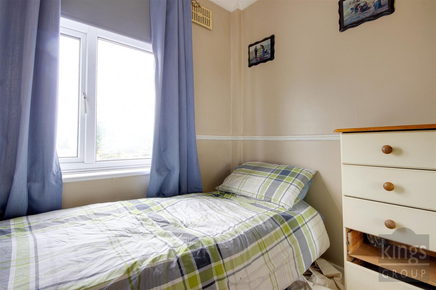 Images for Stoneleigh Avenue, Enfield
