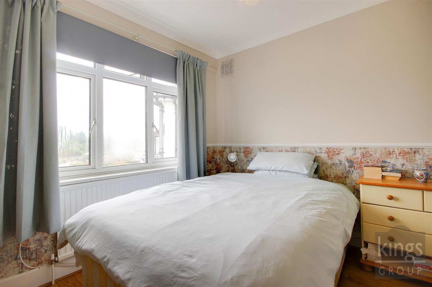 Images for Stoneleigh Avenue, Enfield