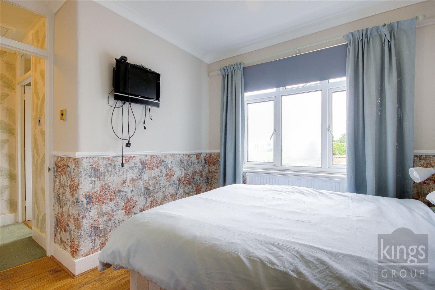 Images for Stoneleigh Avenue, Enfield