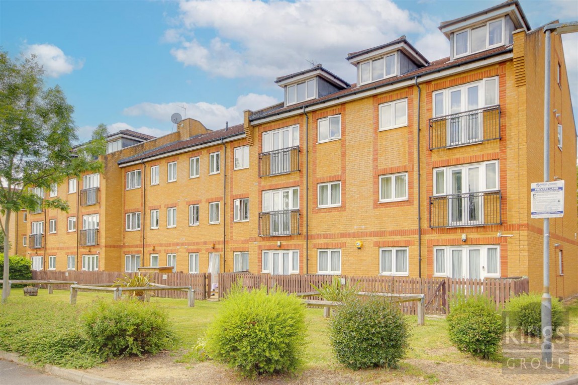 Images for Foundry Gate, Waltham Cross