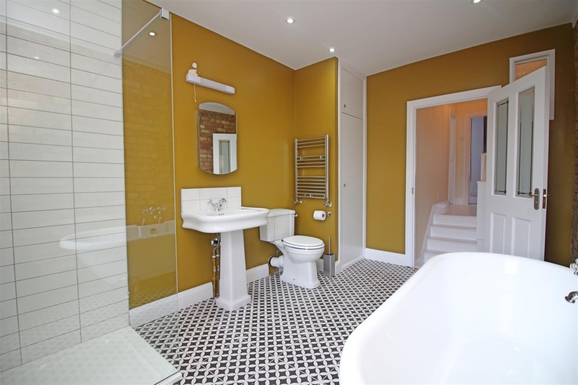 Images for Blackhorse Road, London