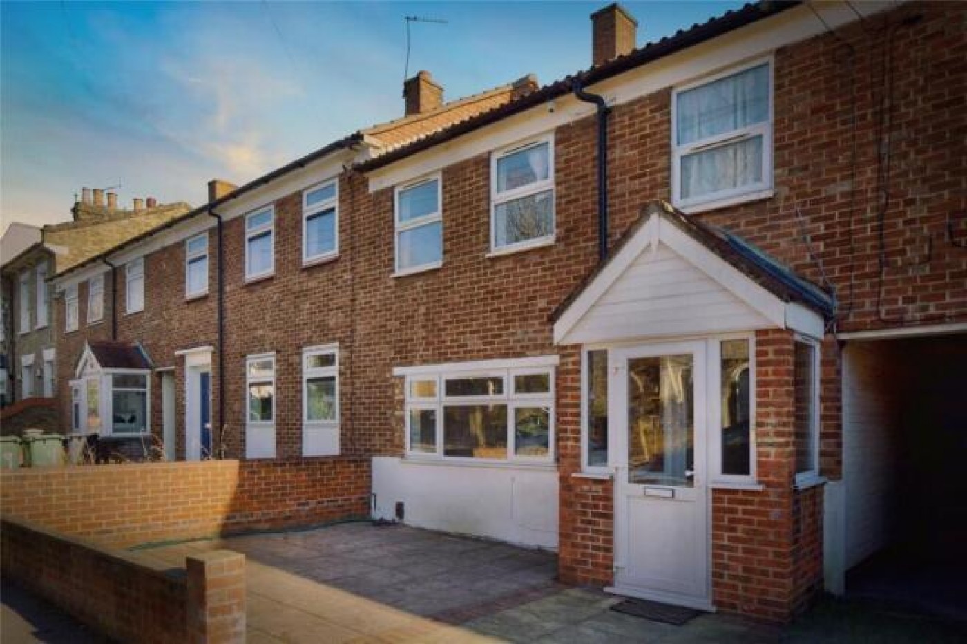Images for Grosvenor Park Road, London