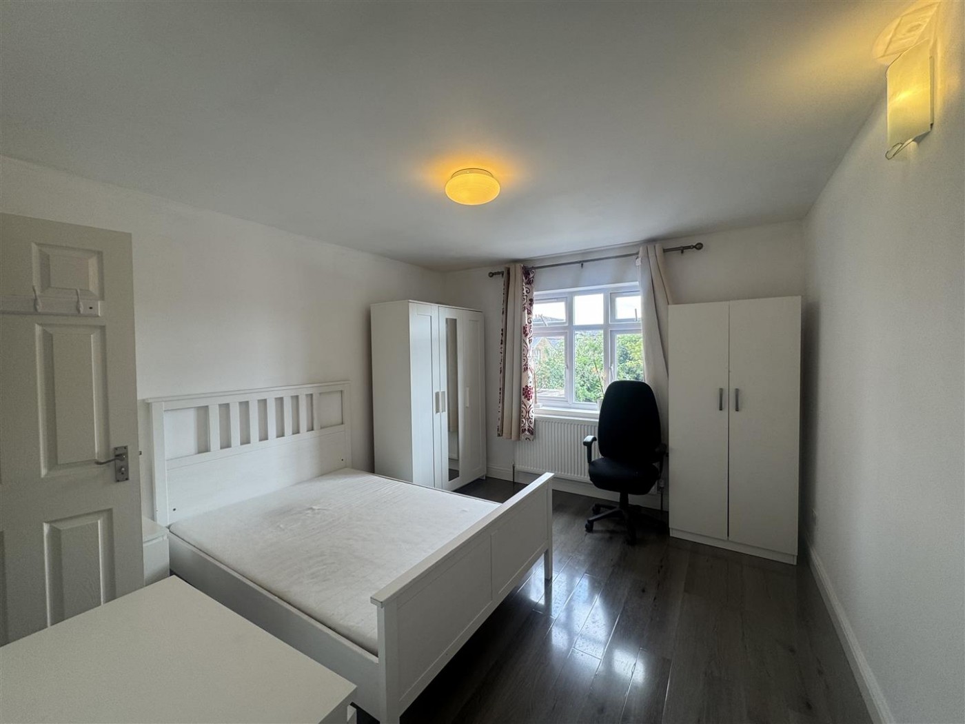 Images for Grosvenor Park Road, London