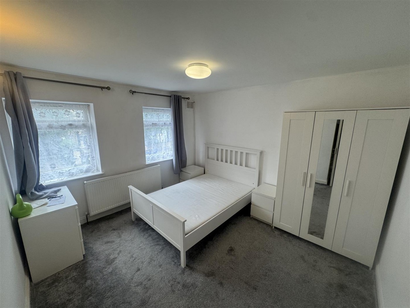 Images for Grosvenor Park Road, London