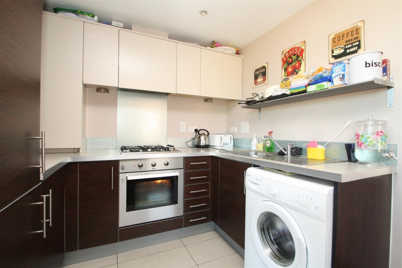 Images for Milestone Road, Newhall