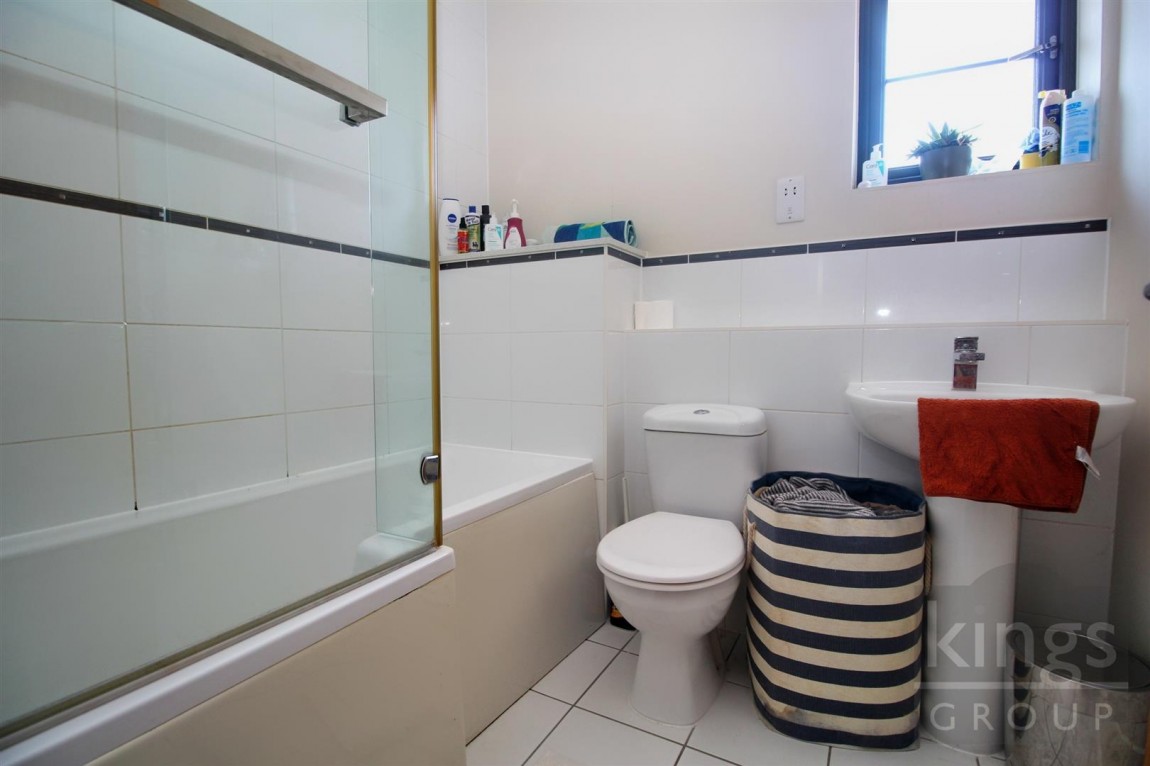 Images for De Burgh Close, Broxbourne
