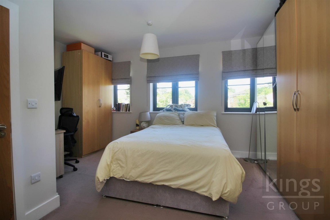 Images for De Burgh Close, Broxbourne
