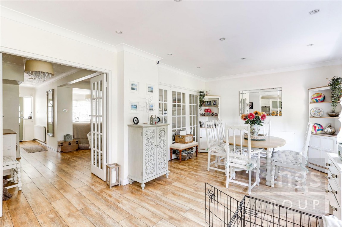 Images for Park Lane, Cheshunt, Herts