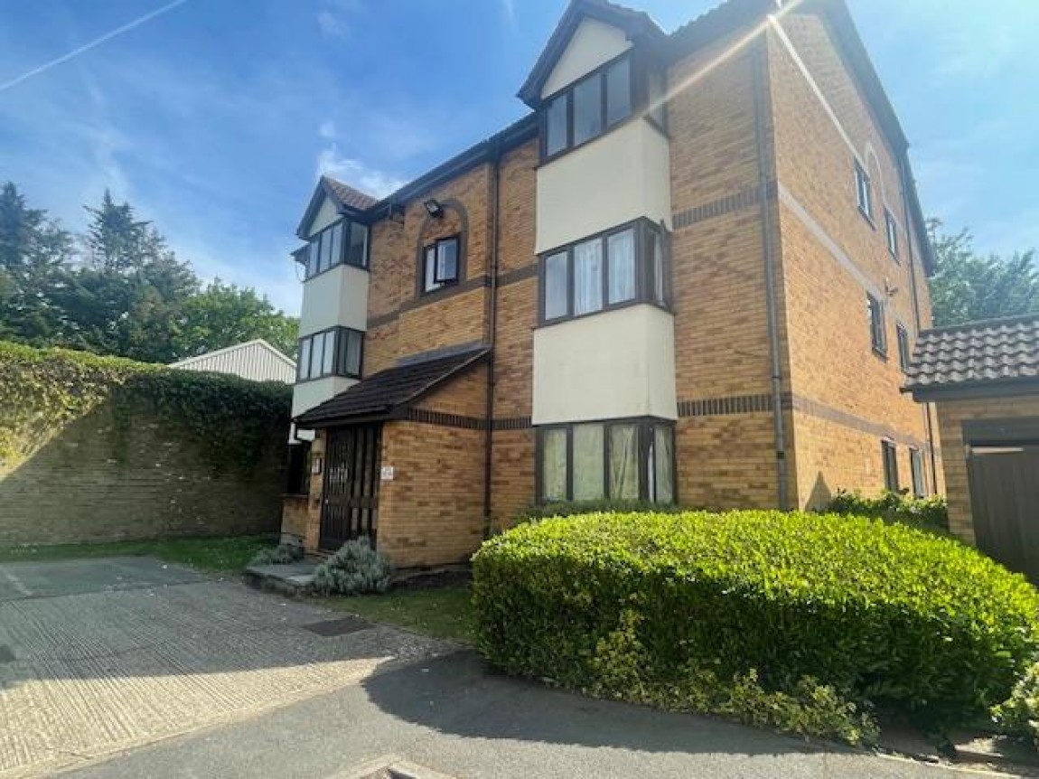 Images for Ainsley Close, Edmonton