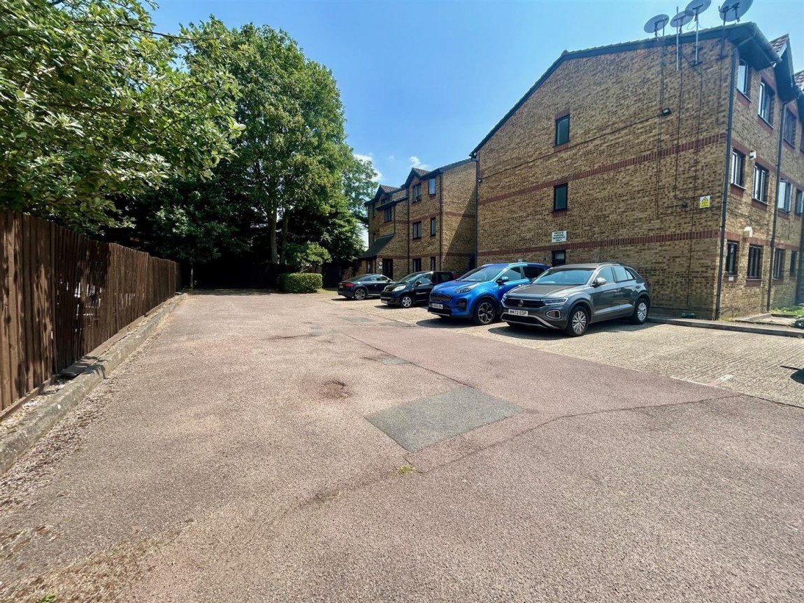 Images for Howard Close, Waltham Abbey