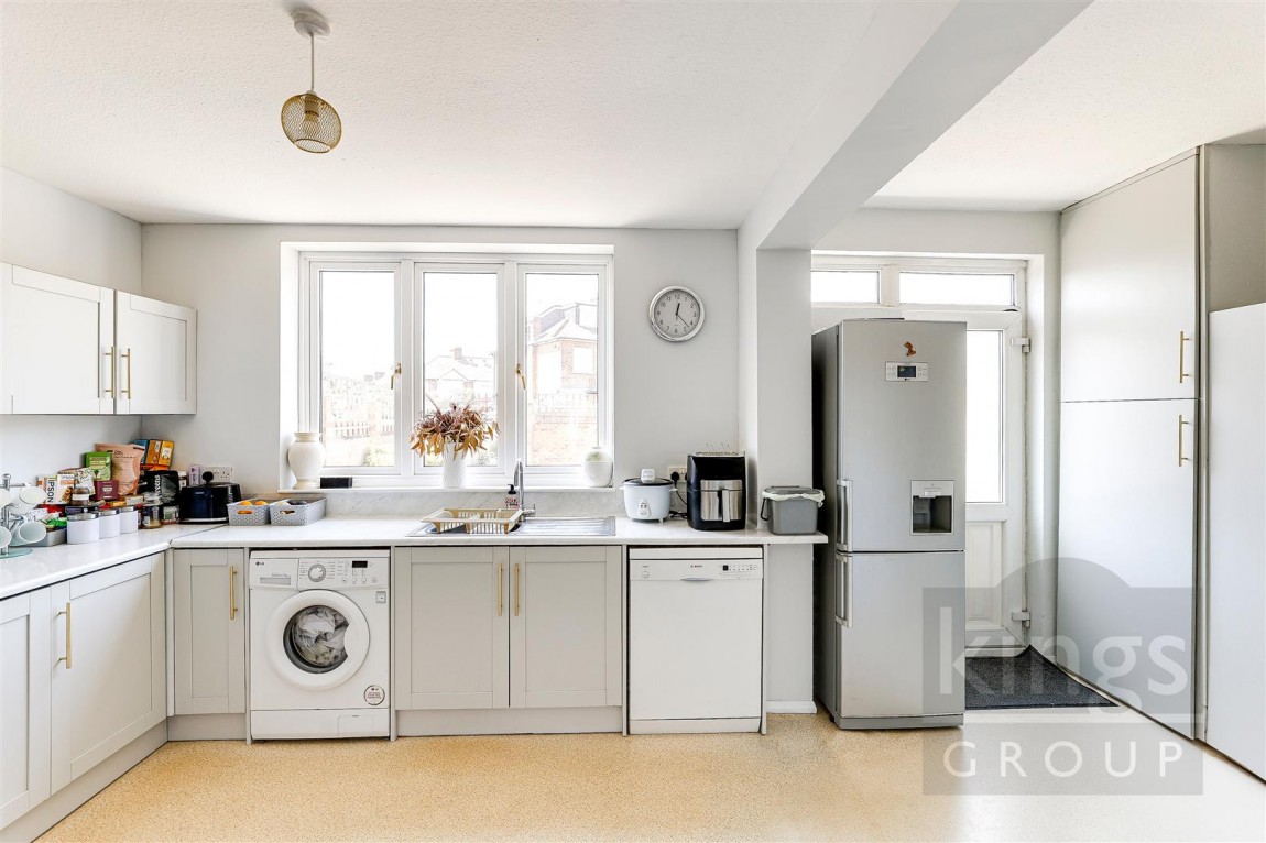 Images for Lynmouth Avenue, Enfield