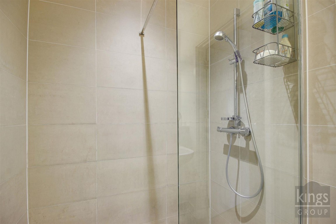 Images for Gainsford Road, London