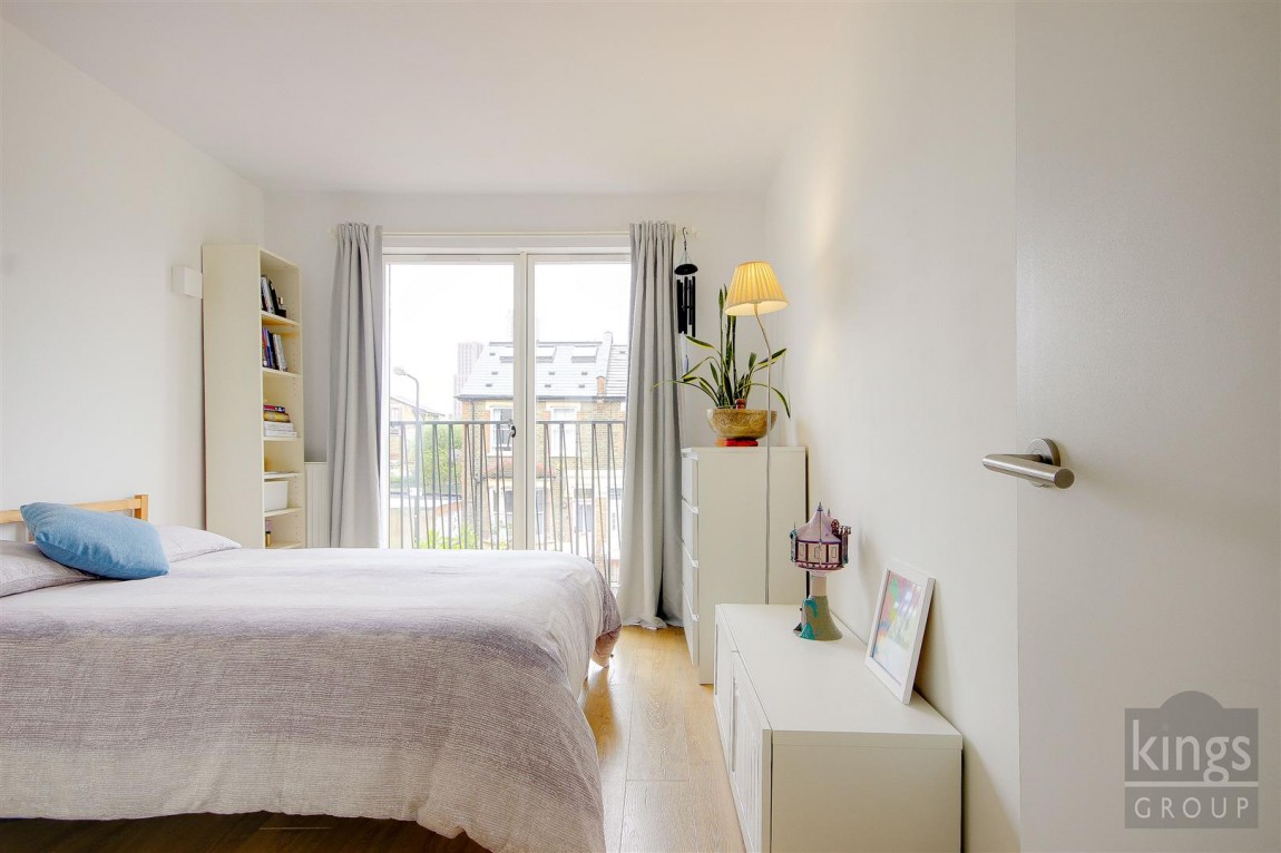 Images for Gainsford Road, London