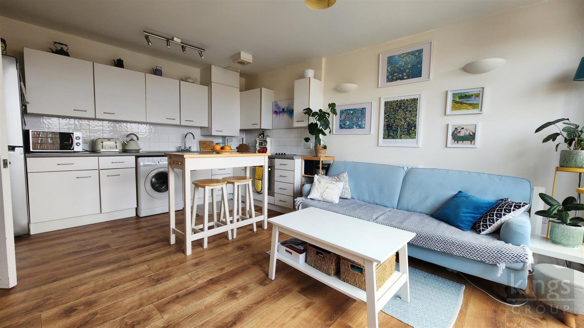 Images for Grovelands Road, London