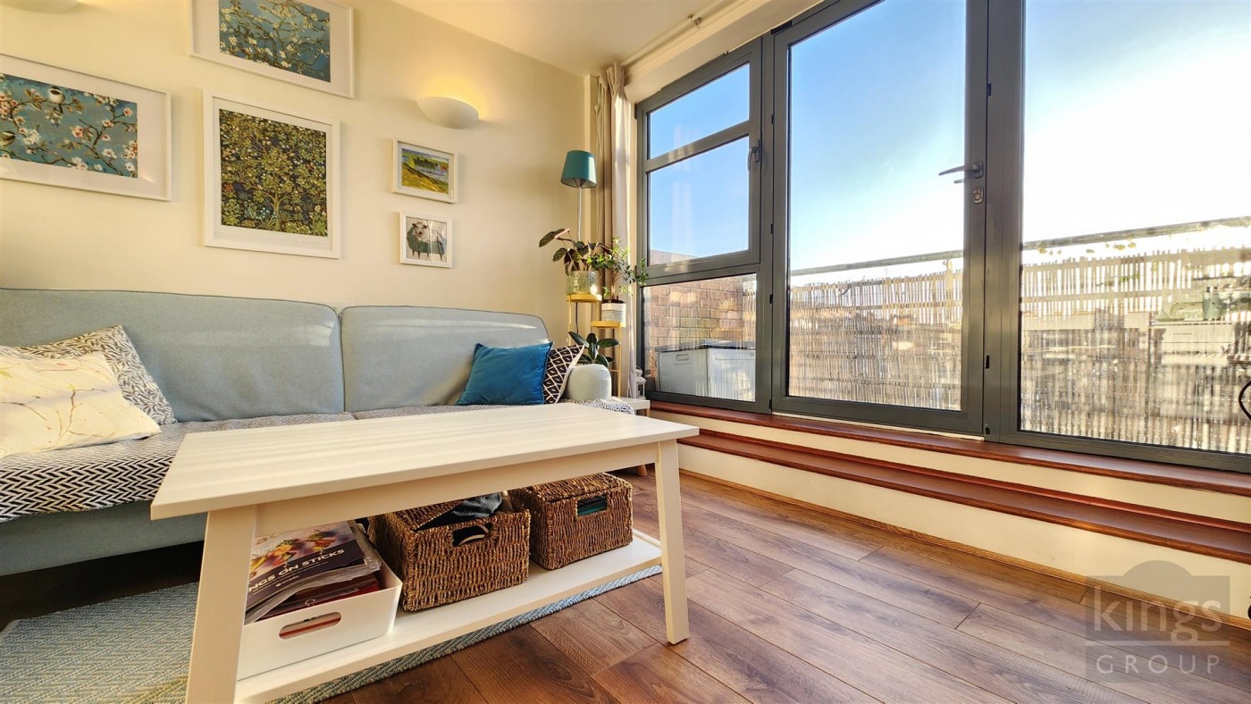 Images for Grovelands Road, London