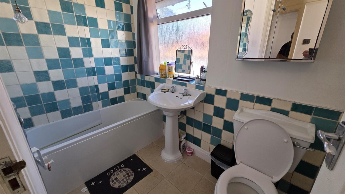 Images for Monkswood Avenue, Waltham Abbey