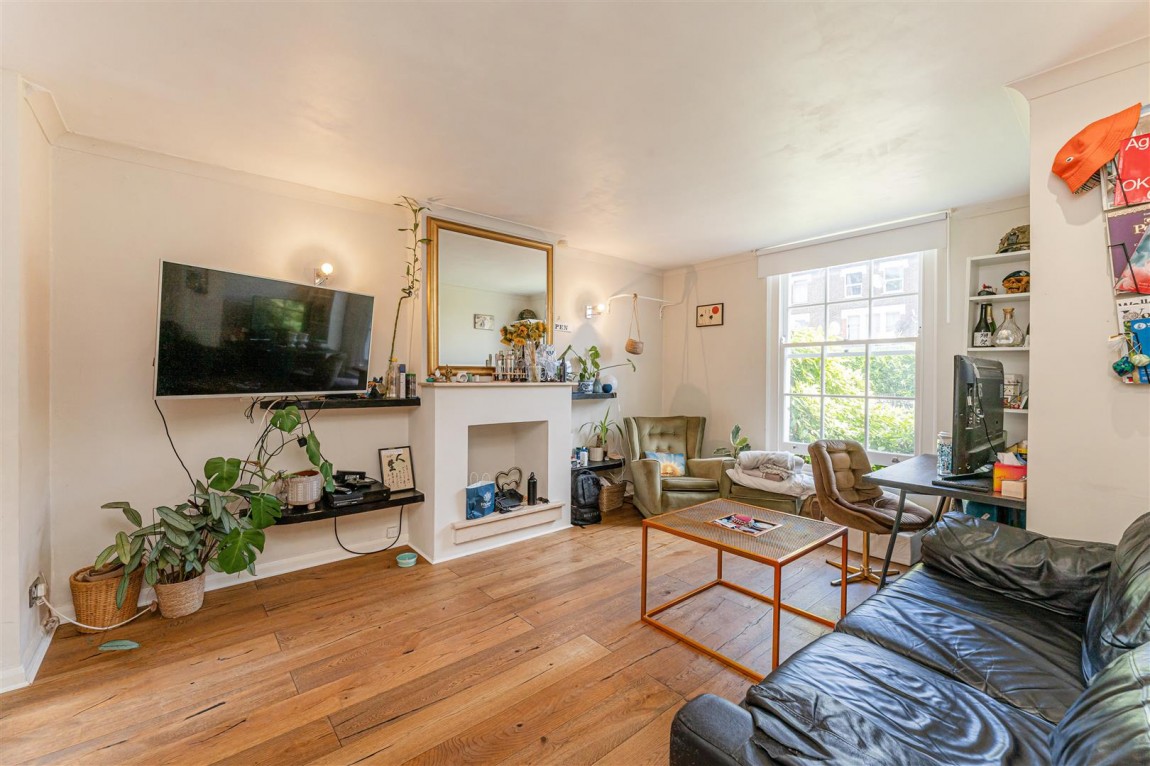 Images for Woodside Gardens, London