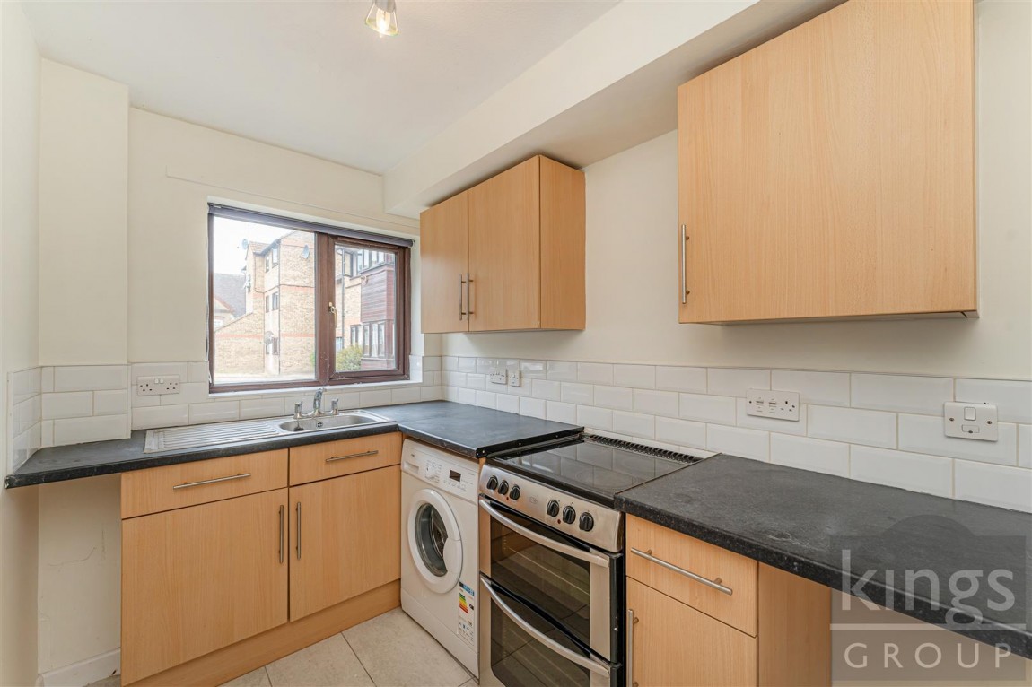 Images for Verulam Avenue, London