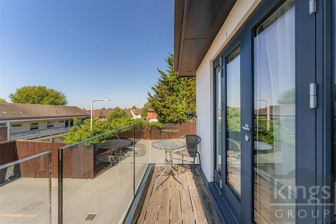 Images for Lowe Close, Chigwell