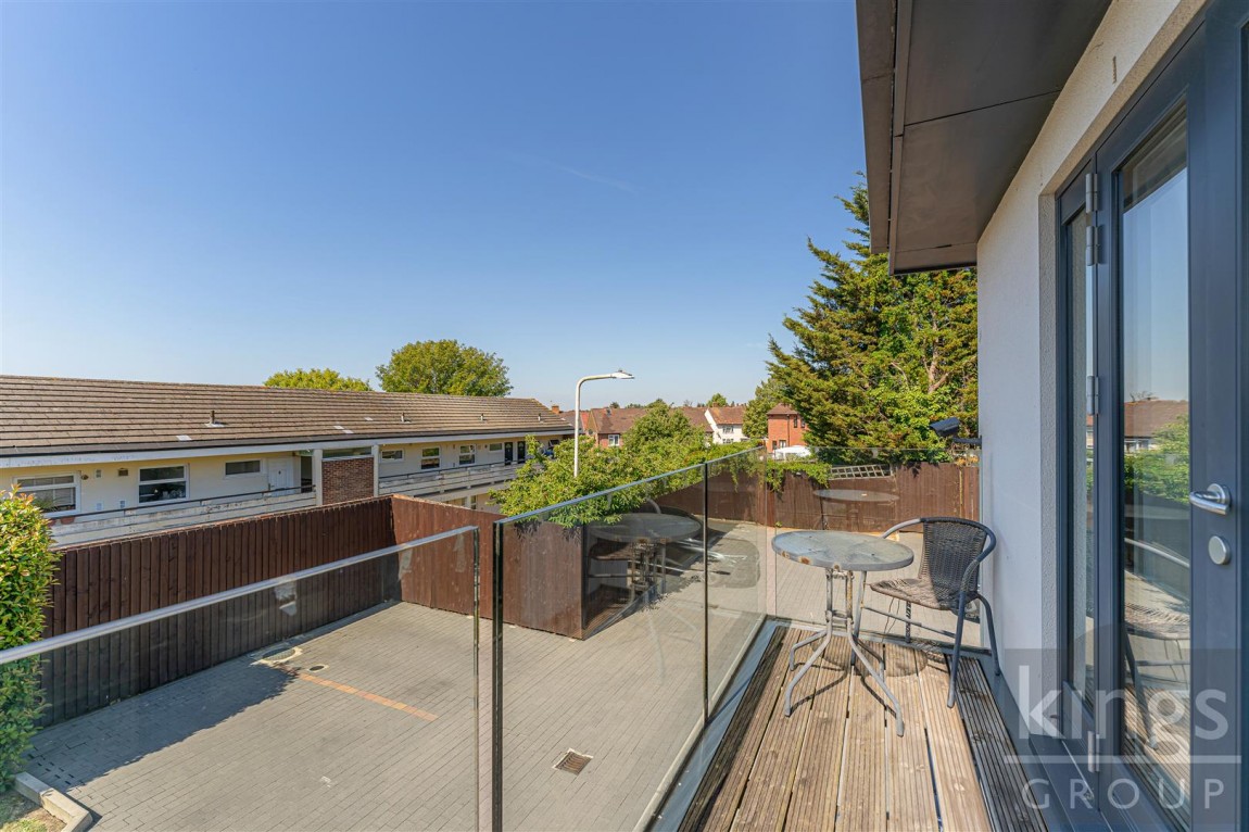 Images for Lowe Close, Chigwell