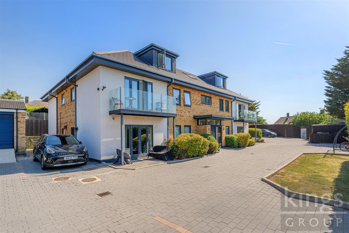 Images for Lowe Close, Chigwell