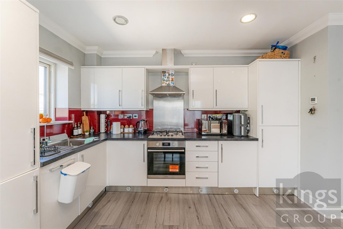 Images for Lowe Close, Chigwell