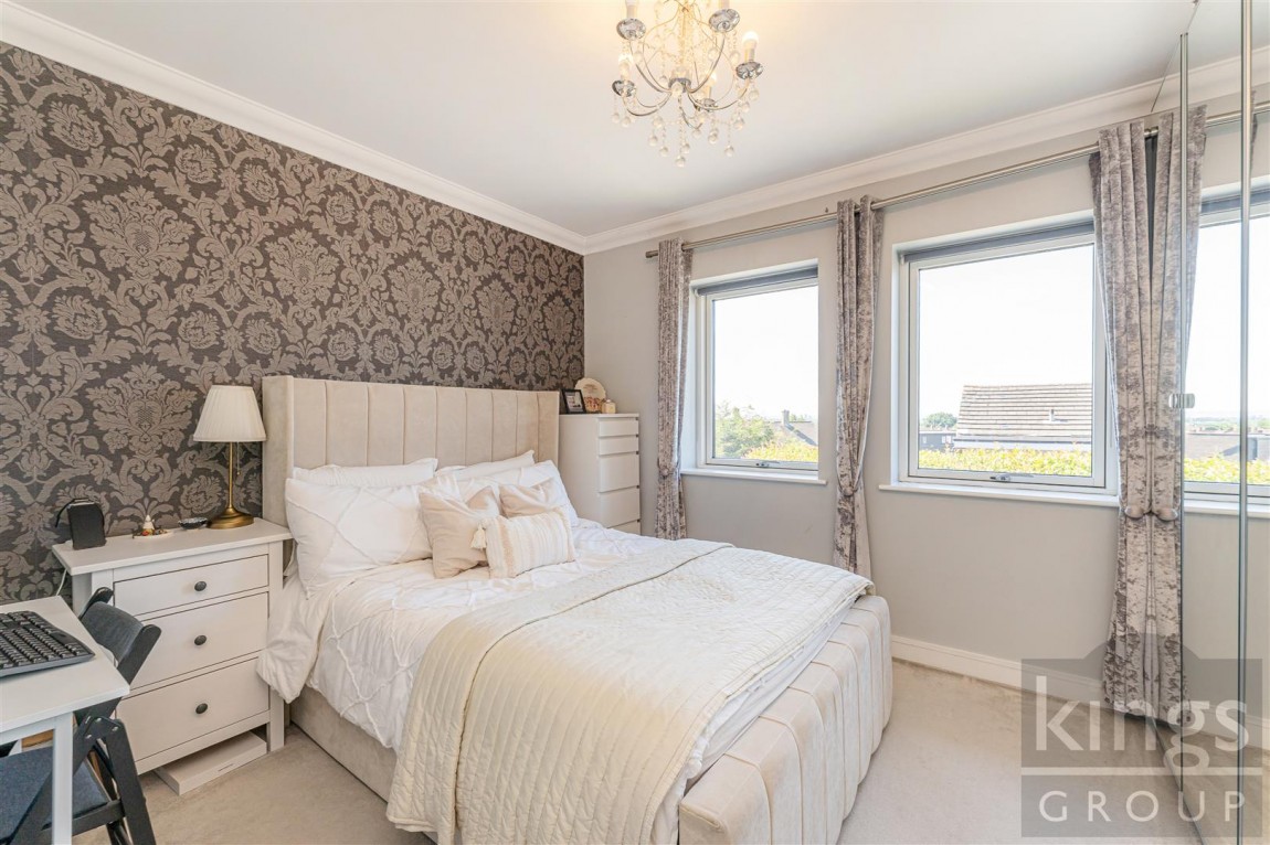 Images for Lowe Close, Chigwell
