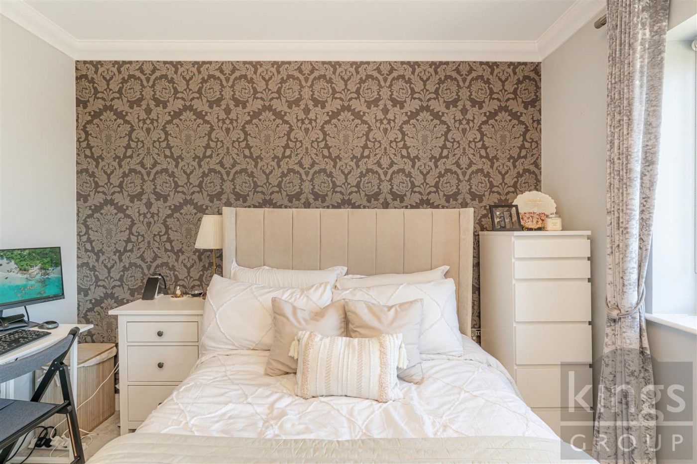Images for Lowe Close, Chigwell