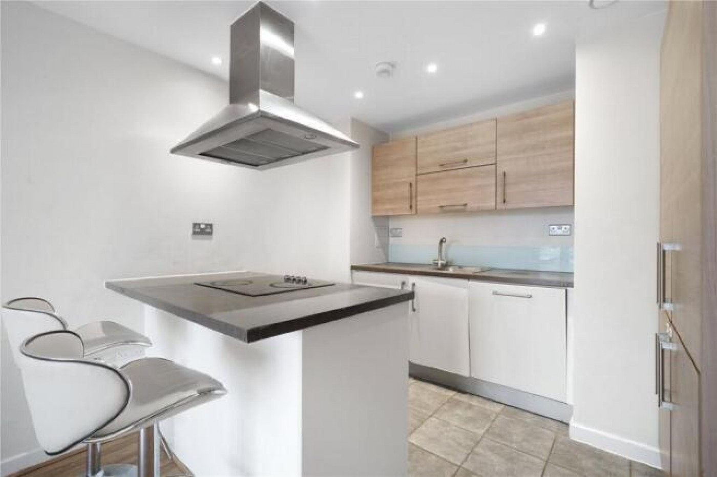 Images for Hillyfield, London