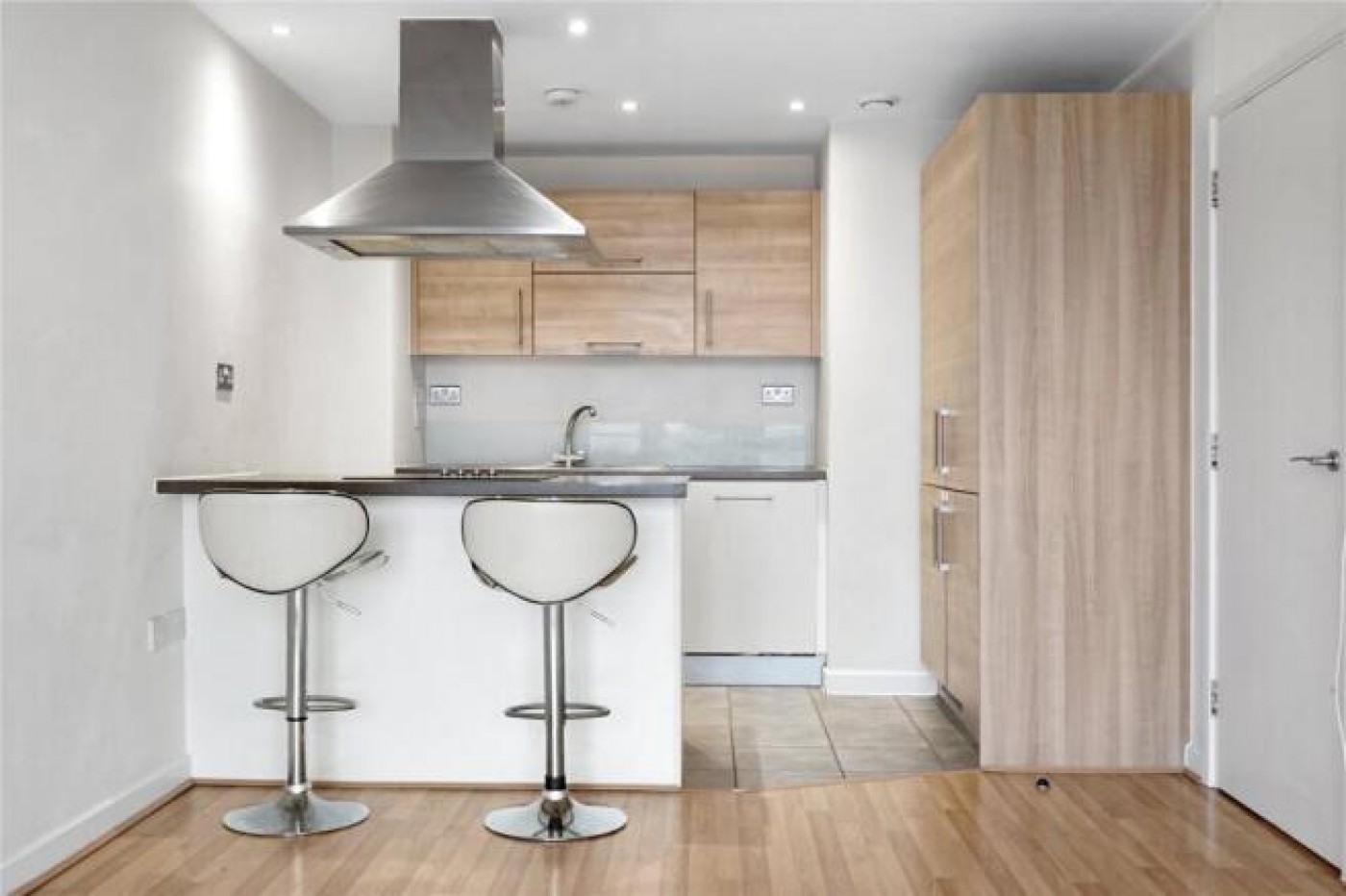 Images for Hillyfield, London