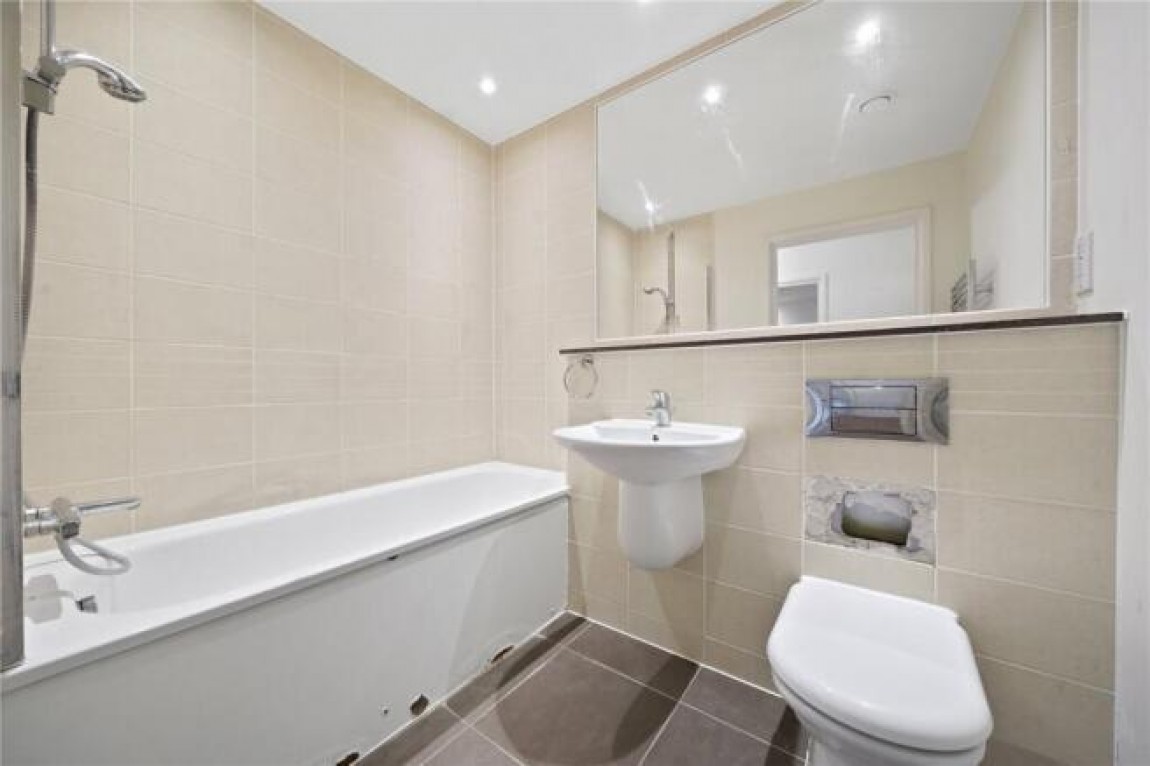 Images for Hillyfield, London