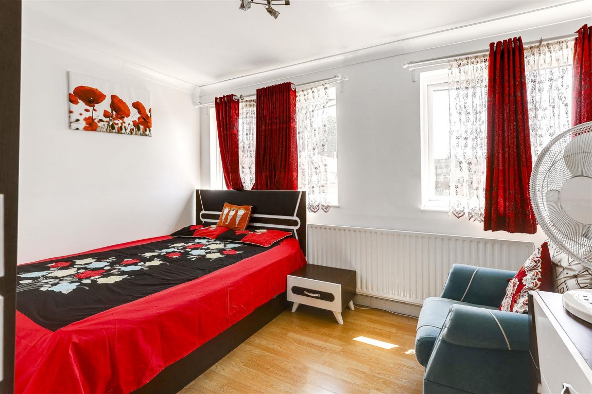 Images for Eagle Close, Enfield