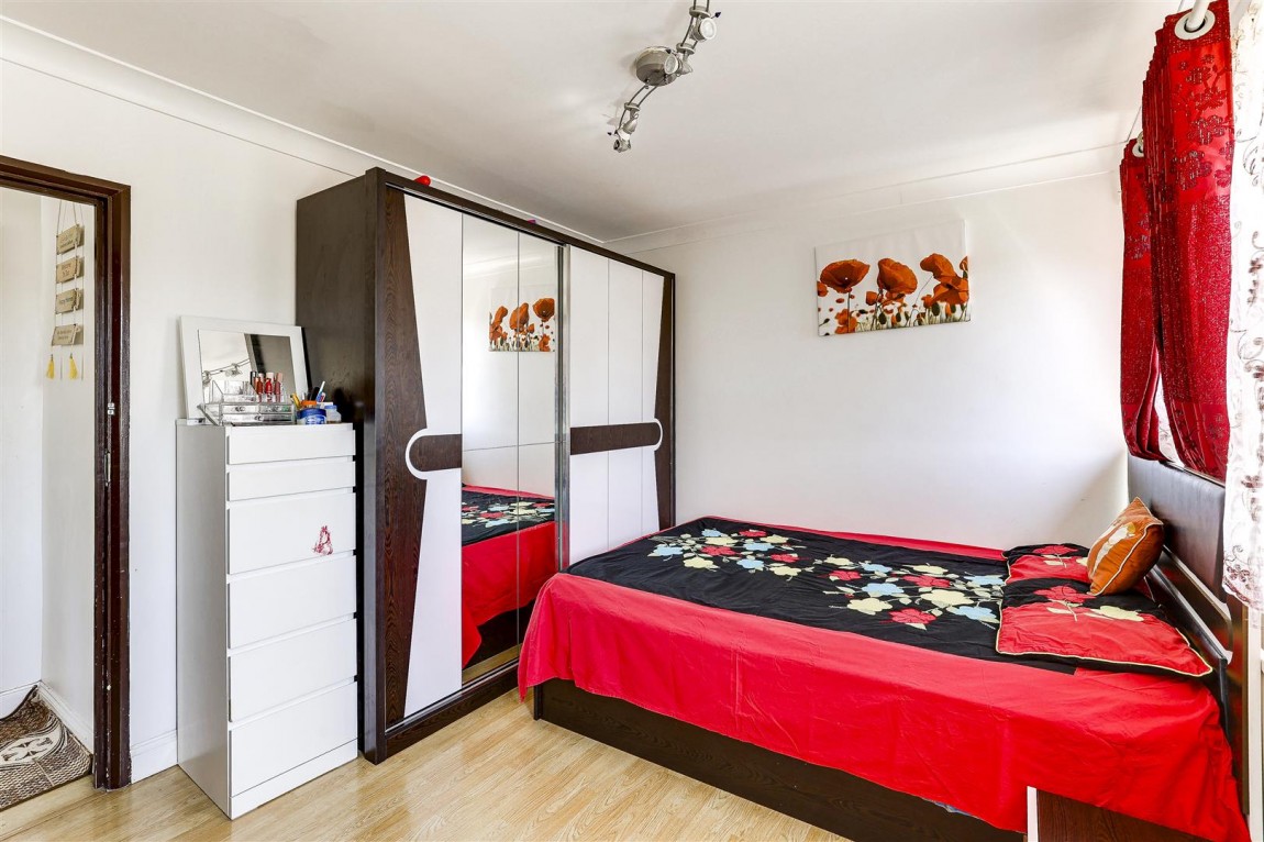 Images for Eagle Close, Enfield