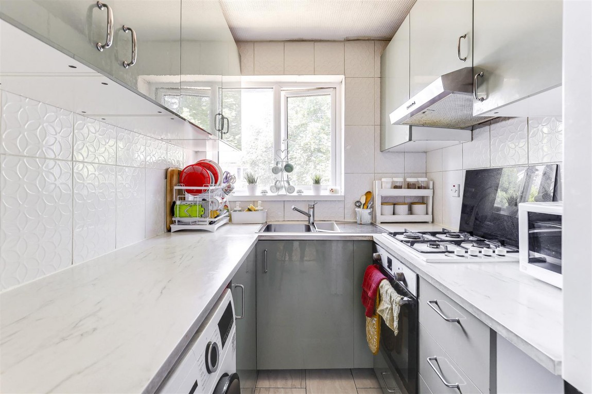 Images for Eagle Close, Enfield