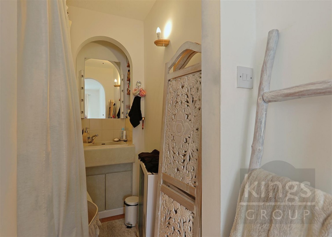 Images for Maltby Drive, Enfield