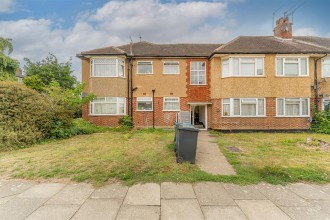 Beresford Gardens, Enfield