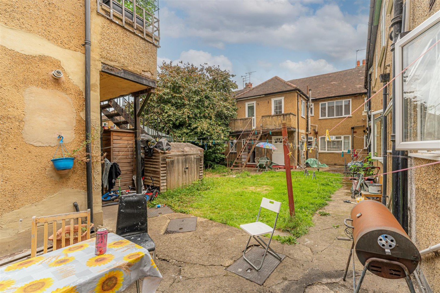 Images for Beresford Gardens, Enfield