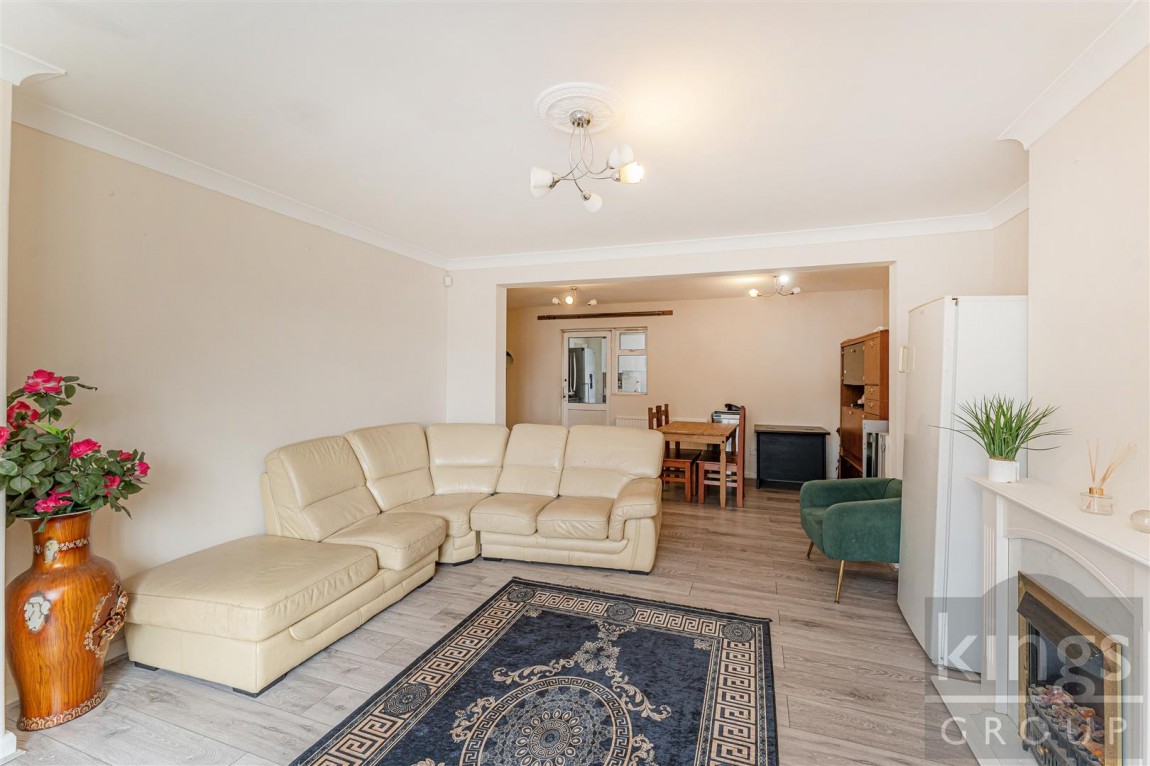 Images for Stoneleigh Avenue, Enfield