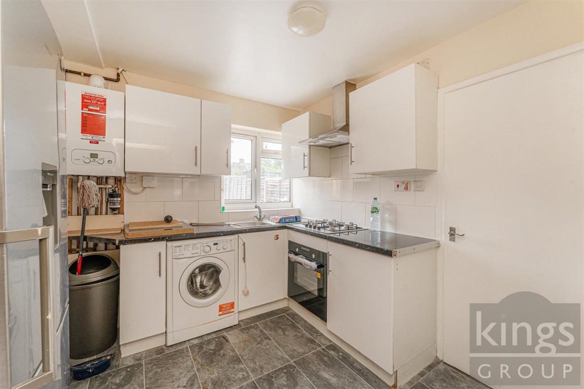 Images for Stoneleigh Avenue, Enfield