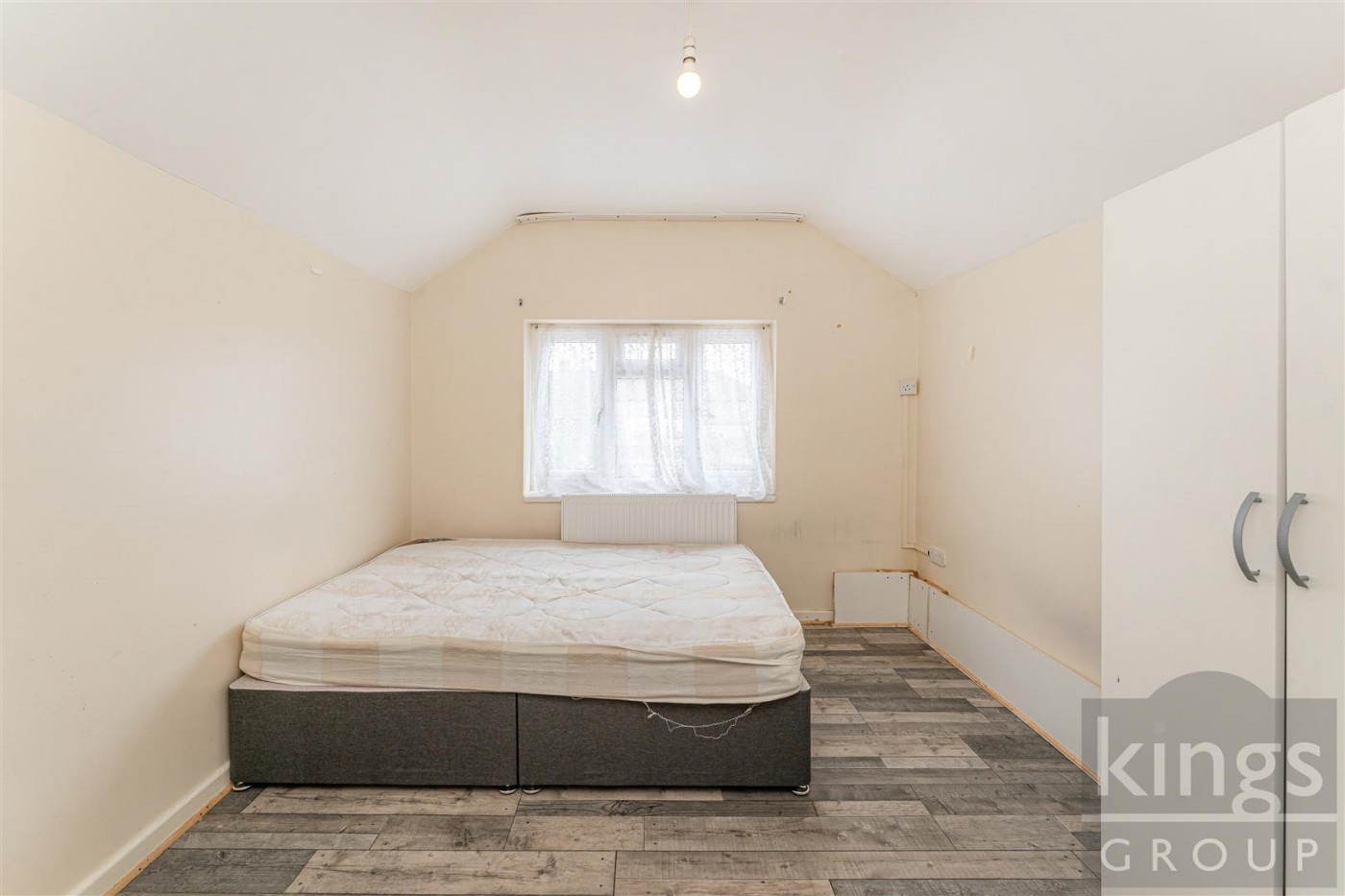 Images for Stoneleigh Avenue, Enfield