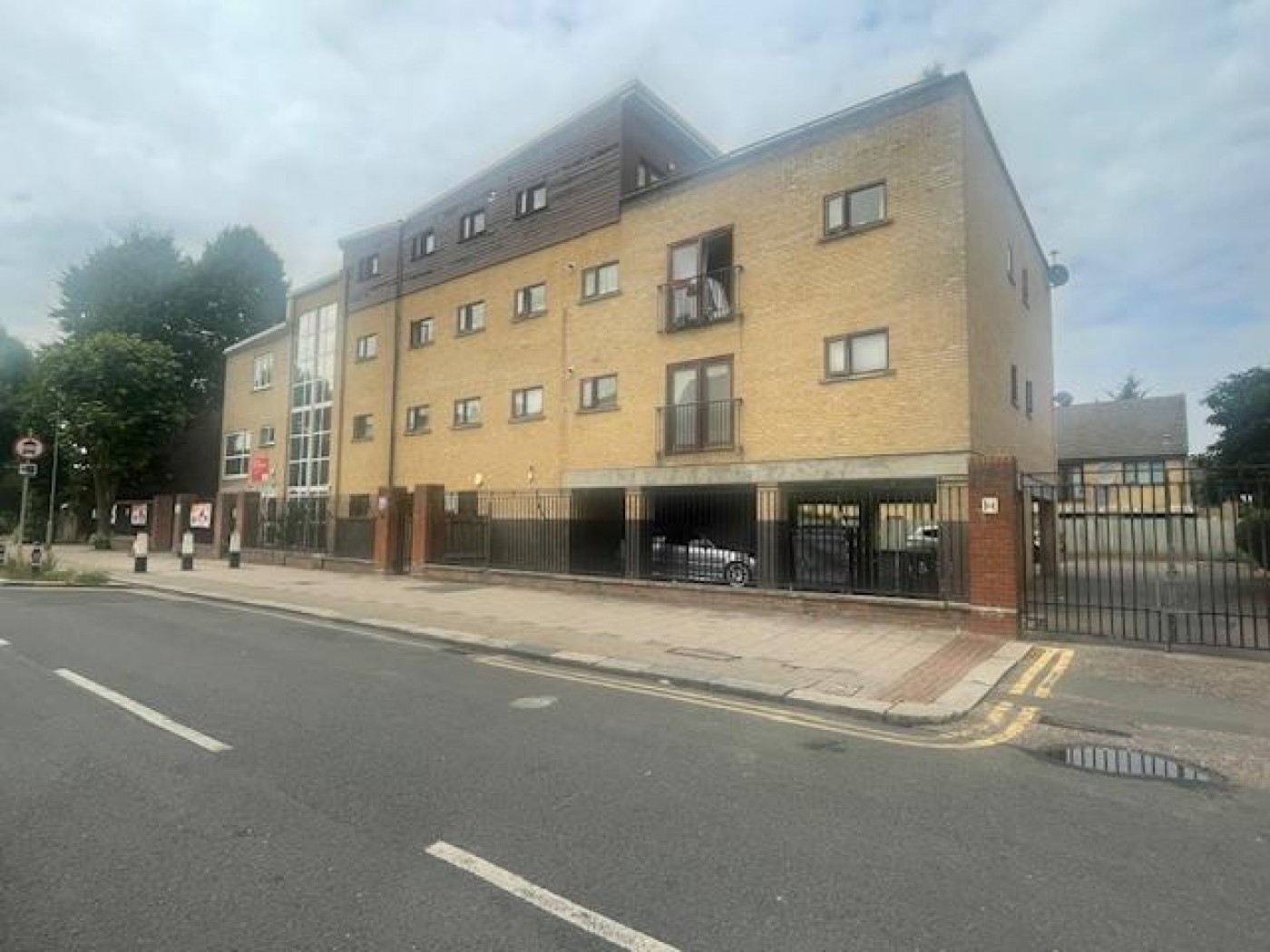 Images for Park Lane, Tottenham