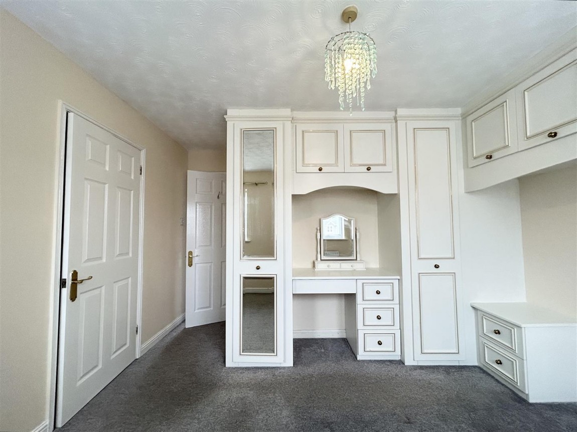 Images for Elwood, Harlow