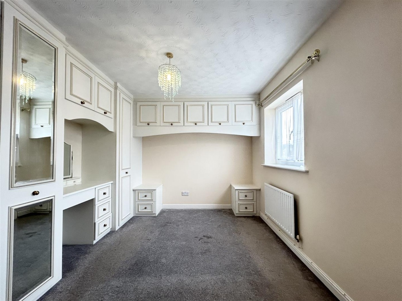Images for Elwood, Harlow