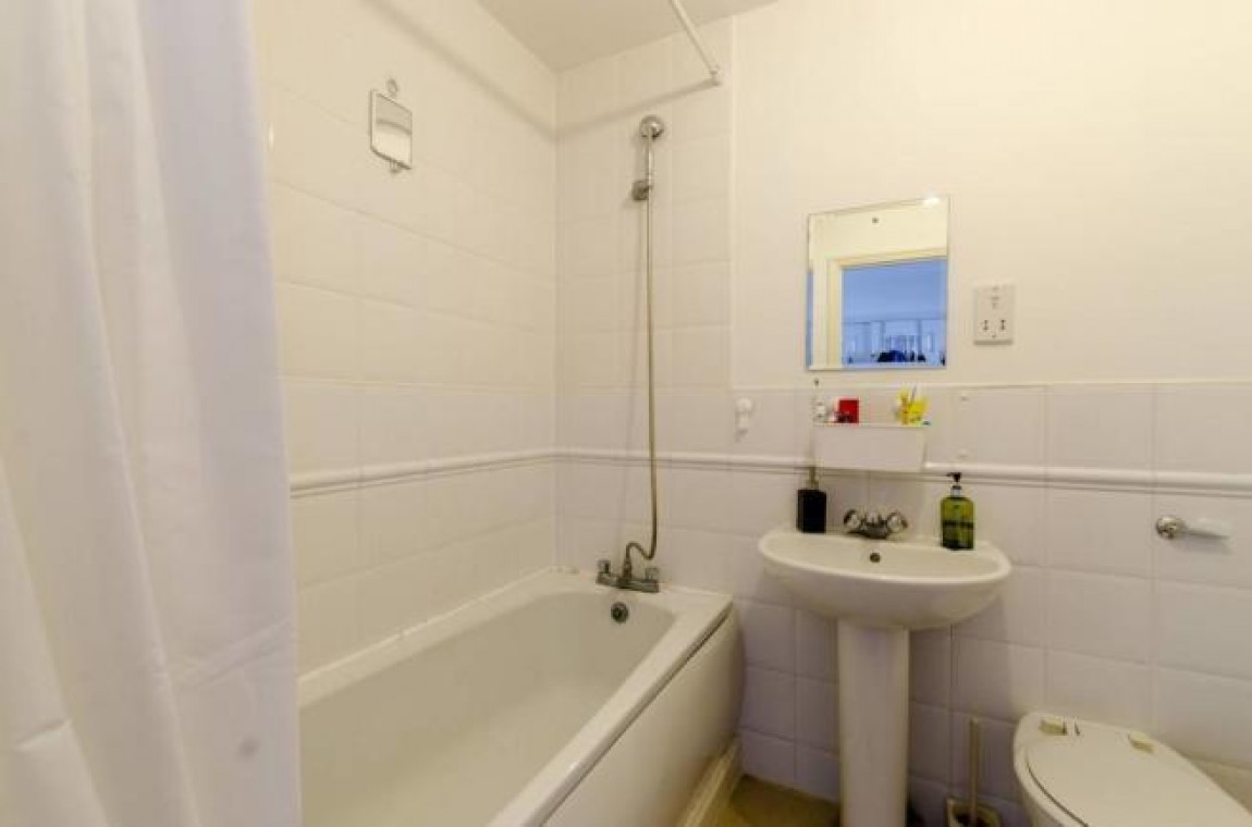 Images for Fishguard Way, London