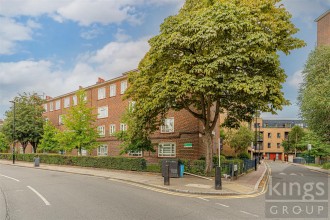 Newington Green Road, London