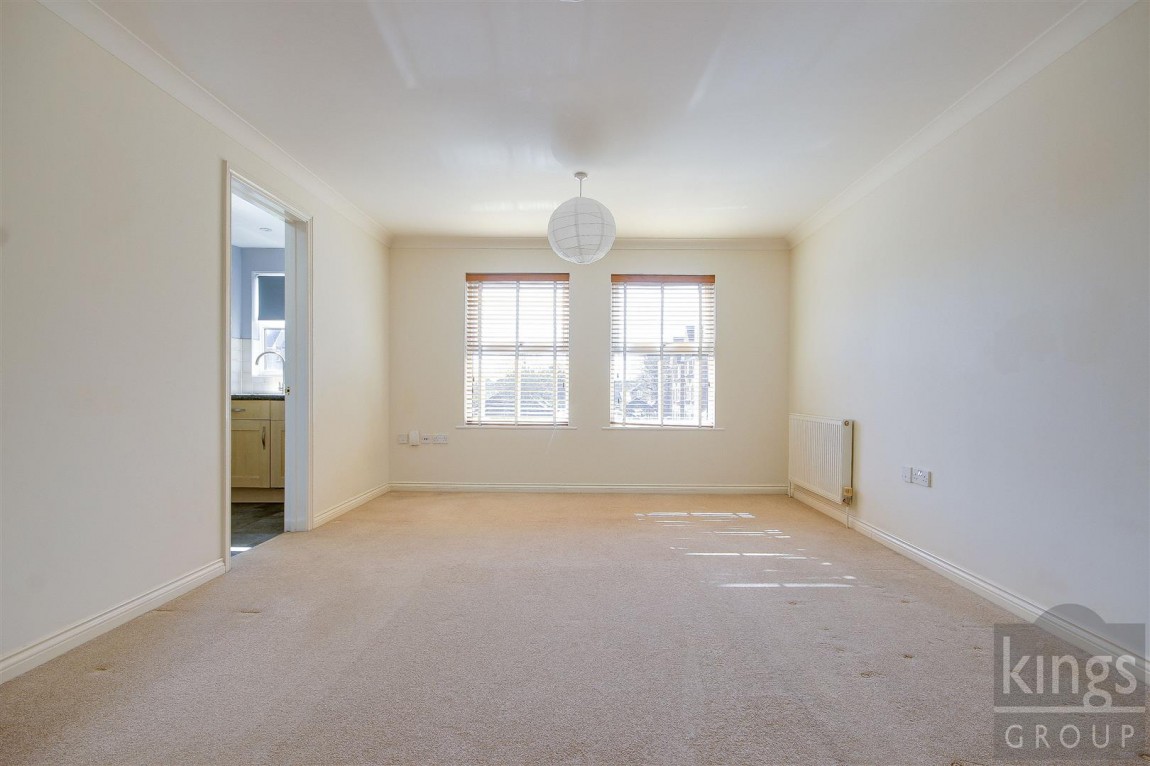 Images for Cobham Close, Enfield