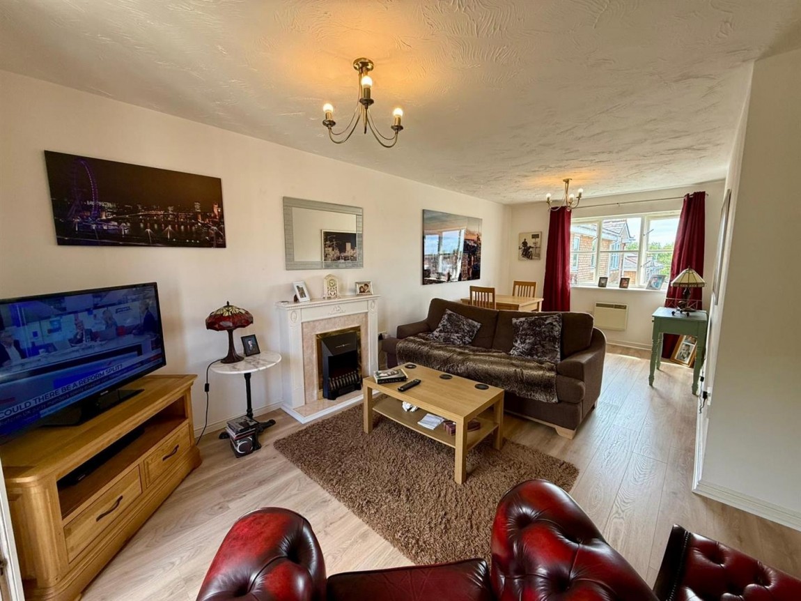 Images for Burrows Chase, Waltham Abbey