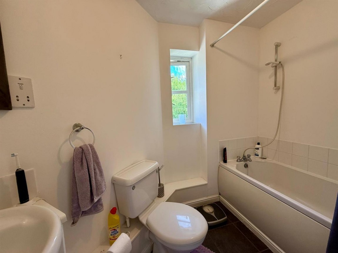 Images for Burrows Chase, Waltham Abbey